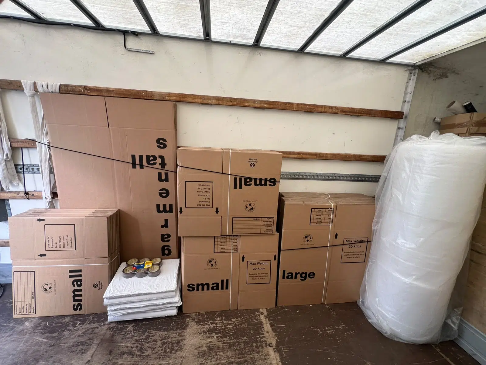 Packing and unpacking service Esher