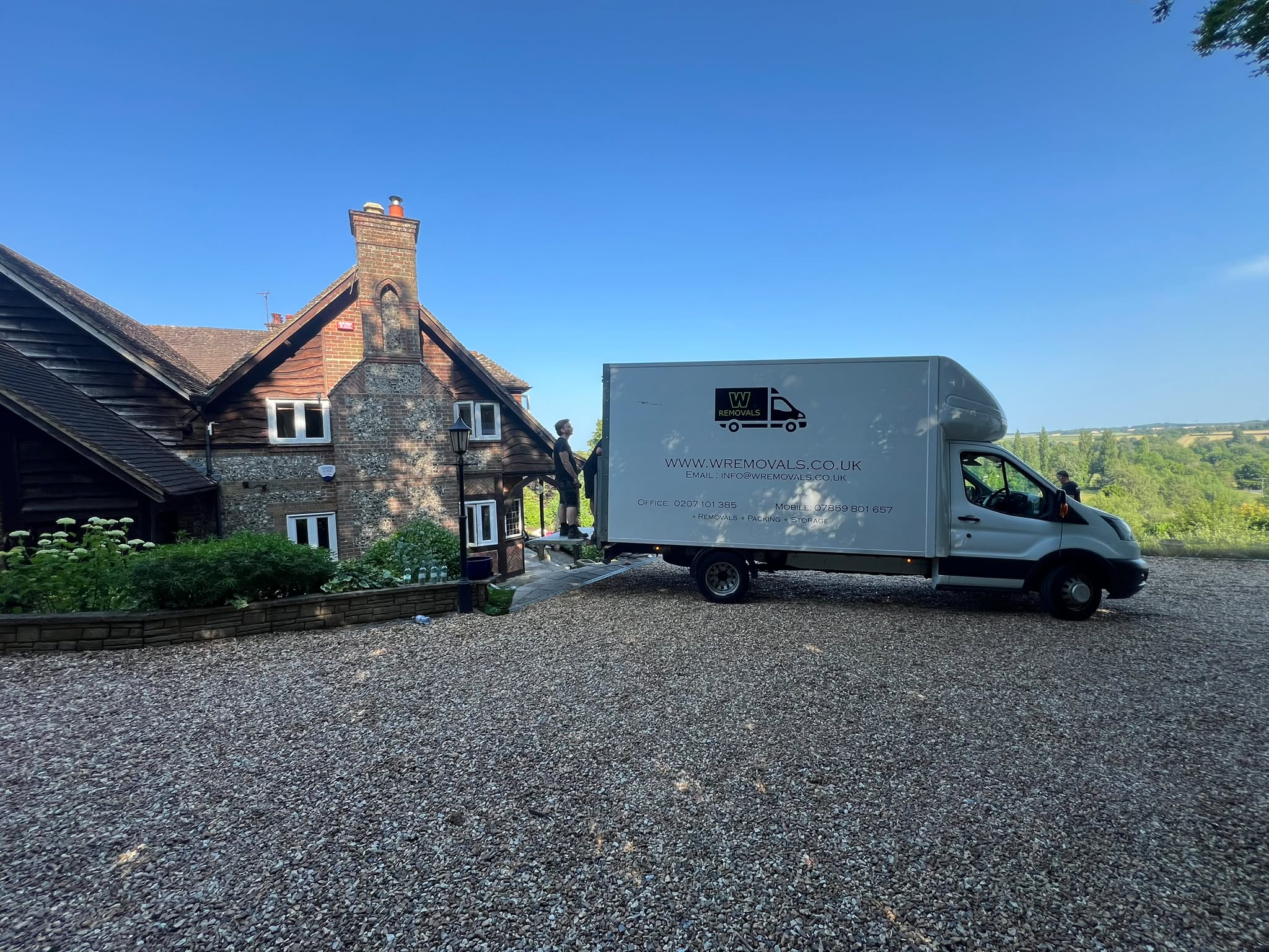 Hampton Court house movers