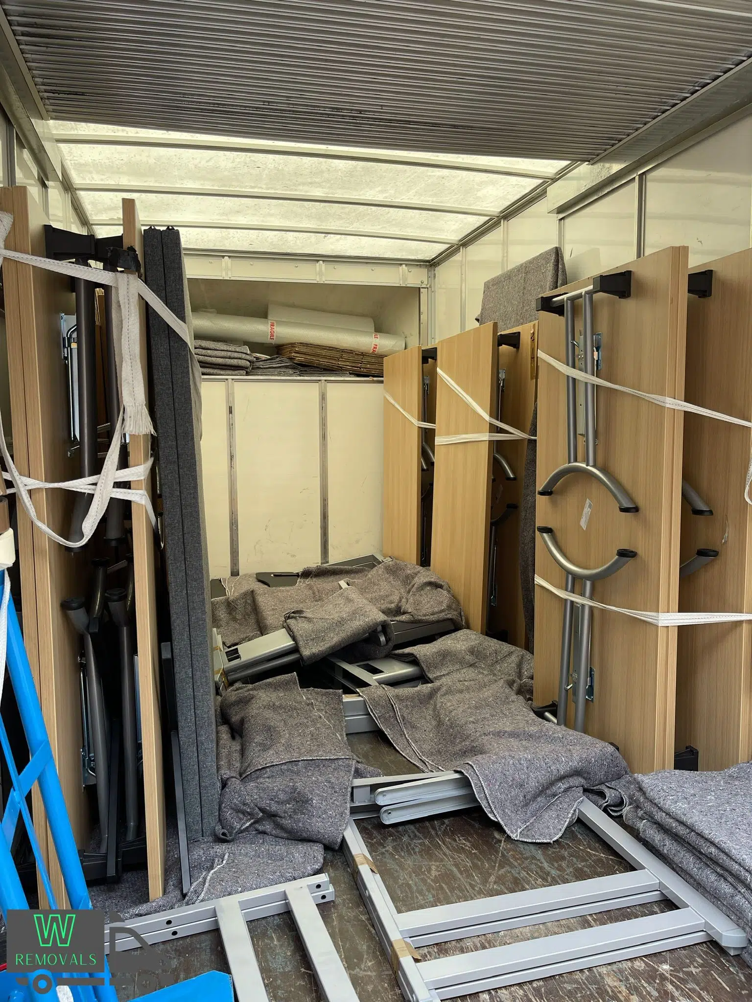 Office removals Chessington