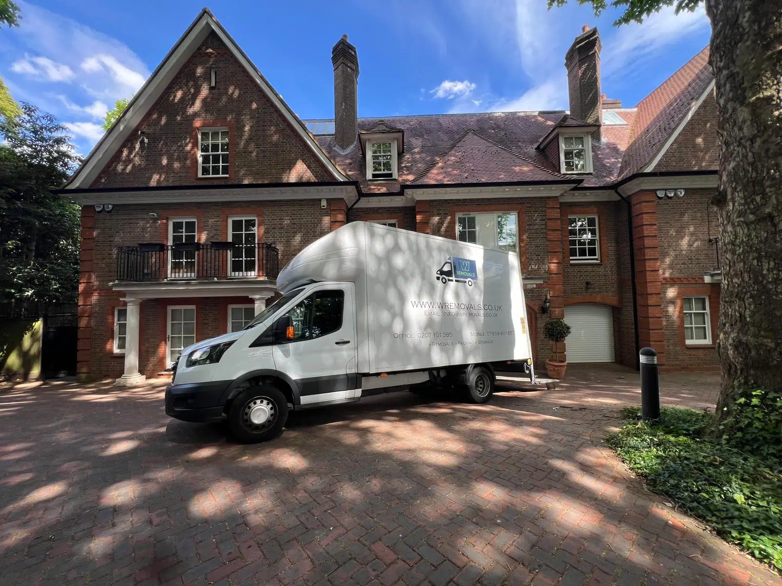 home removals Raynes Park